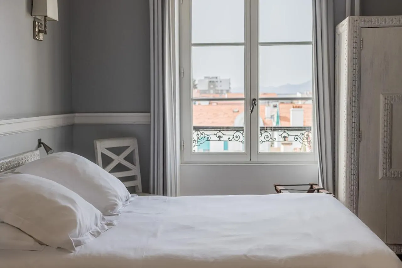 Hotel Saint Julien Biarritz