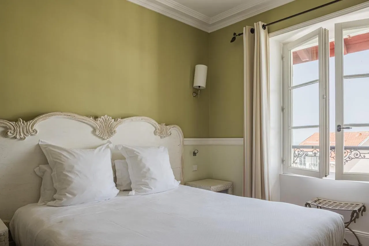 Hotel Saint Julien Biarritz 3*,  France