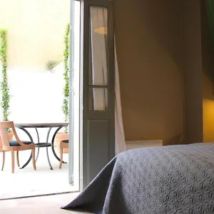 Les Cachettes Apartment Avignon